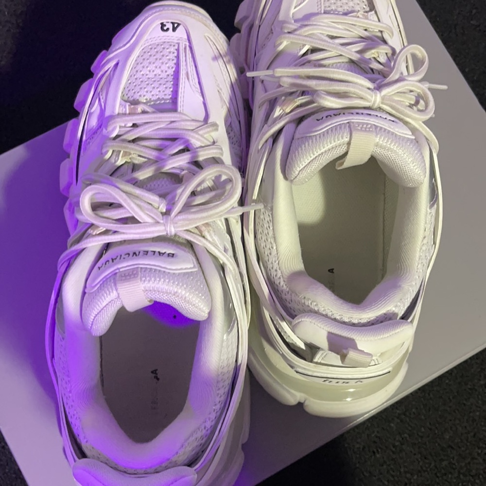 Balenciaga Track Sneakers - Picture 6 of 10